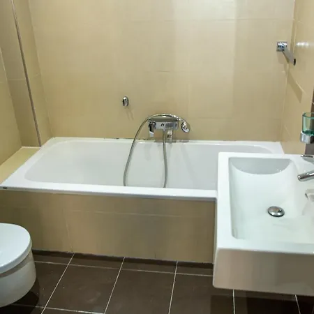 Dolmen Court Flat 10, Qawra