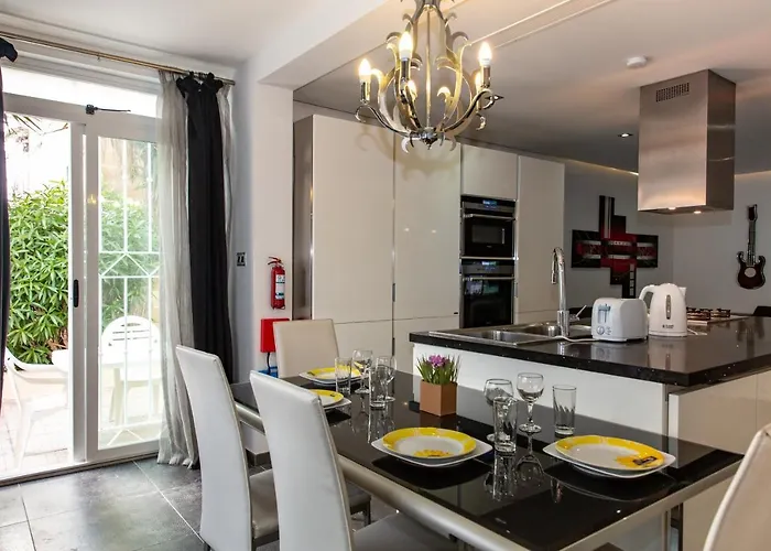 Dolmen Court Flat 10, Qawra Lägenhet *