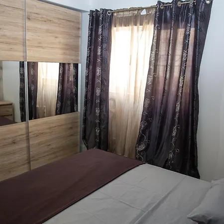 Dolmen Court Flat 10, Qawra خليج سانت بول