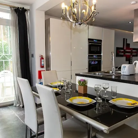 Dolmen Court Flat 10, Qawra Apartment St. Paul's Bay