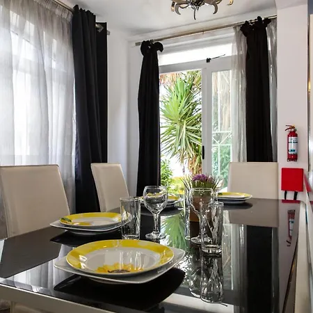 Dolmen Court Flat 10, Qawra *