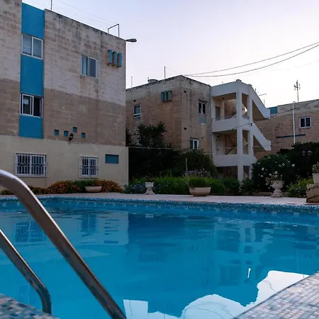Dolmen Court Flat 10, Qawra