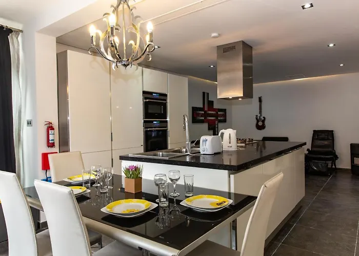 Dolmen Court Flat 10, Qawra Apartamento