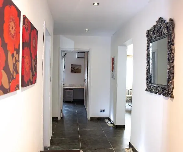 Dolmen Court Flat 10, Qawra