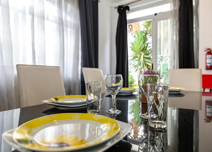 Dolmen Court Flat 10, Qawra